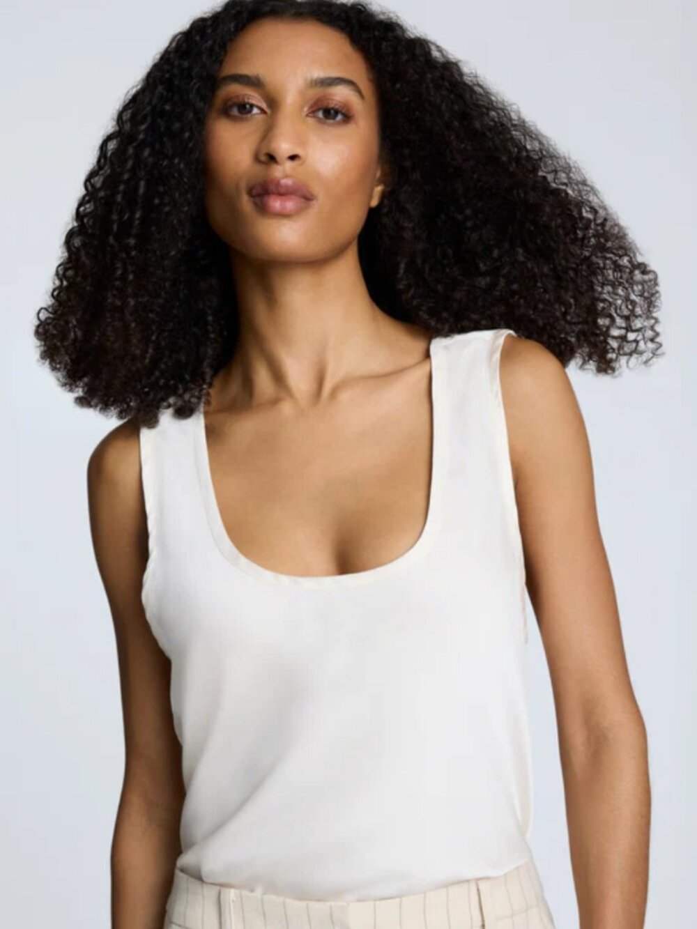 KENNETH COLE SATIN SCOOP NECK TANK (SMALL)